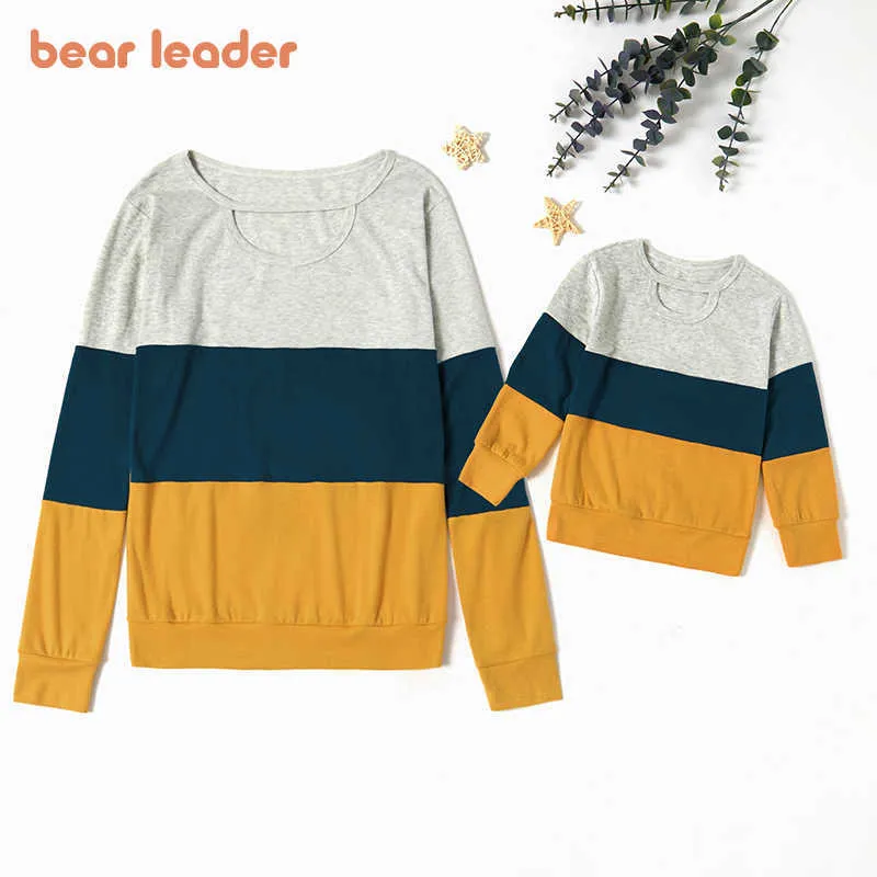 Bear Leader Spring Fashion Family Matching Outfits Mamma och mig Striped Sweatshirt Mother Girls Boys Casual Clothes 210708