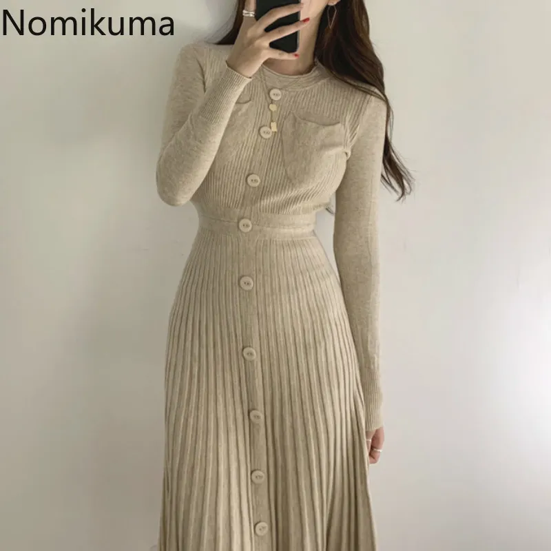 Nomikuma Kore Chic Mizaç Elbise Kadın Robe O Boyun Tek Göğüslü Ince Bel Uzun Kollu Pileli Örme Elbiseler 3D439 210514