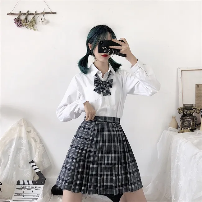 Gingham deals skirt school