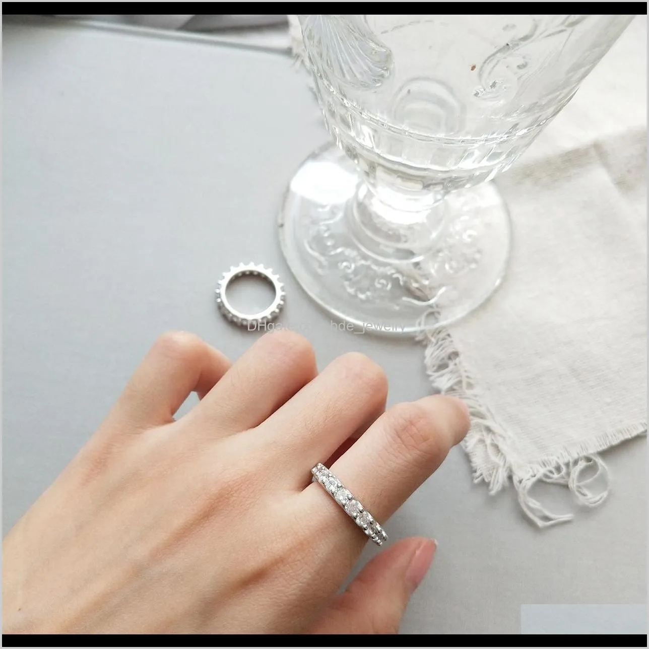 new design 925 sterling silver vintage jewelry minimalism handmade designer women`s band rings with white stones japanese south korea