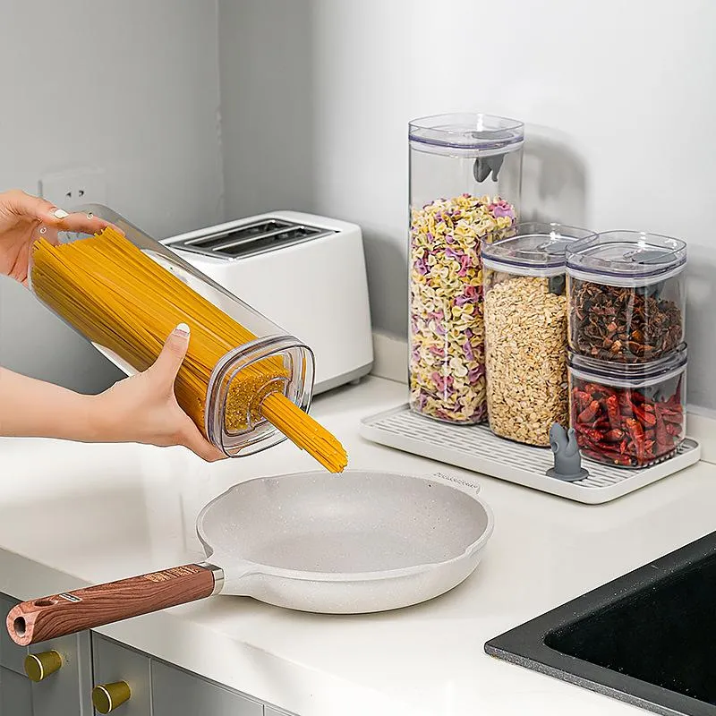 Bottiglie di stoccaggio Barattoli Mouse dei cartoni animati Contenitori ermetici per alimenti Serbatoi per snack Dispenser per cereali Tubi per noodle Organizzatore da cucina