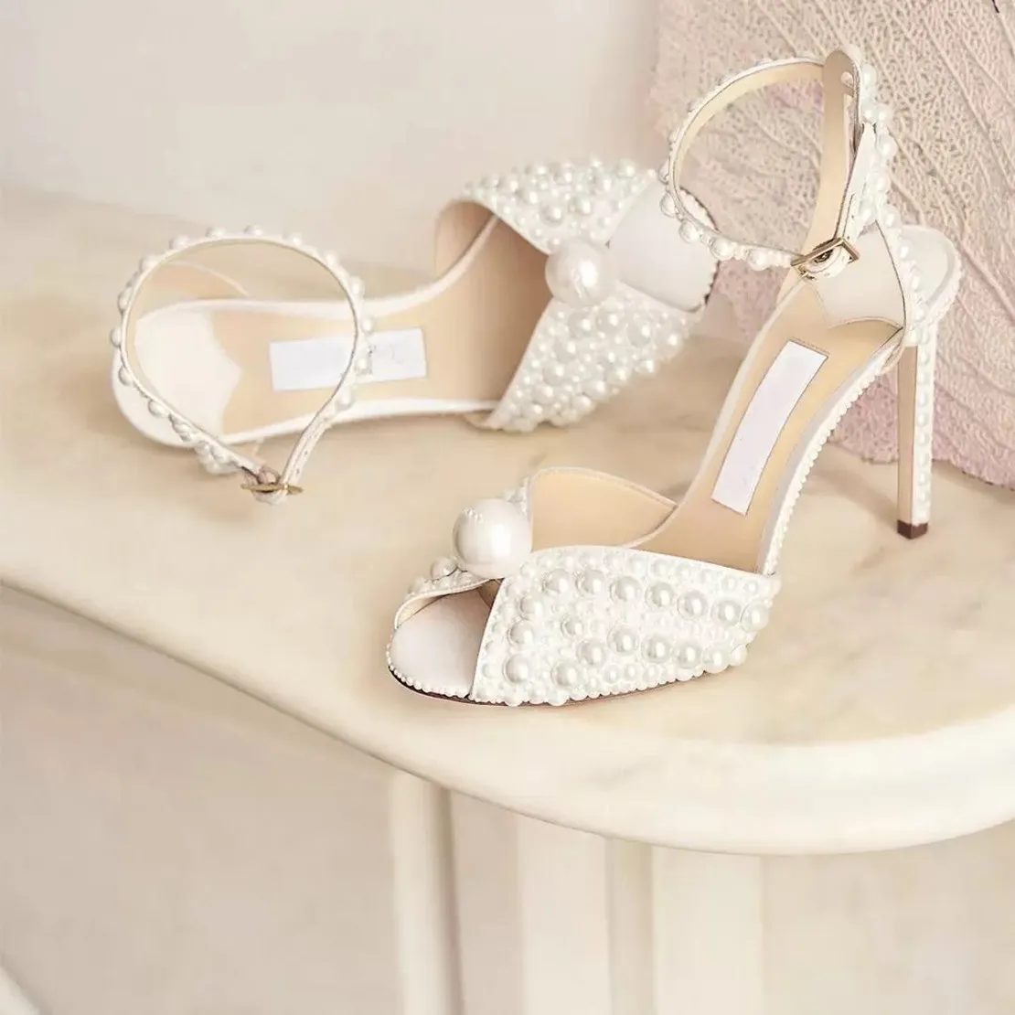 2022SS Women Wedding Dress Bride Shoes White Satin Platform Sandaler med all-over Pearl Embellment Sandal High Heel Platforms Chunky Heels 35-43