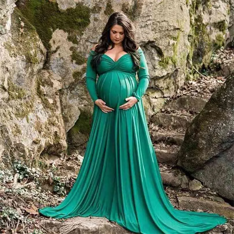 Emerald green deals dress maternity