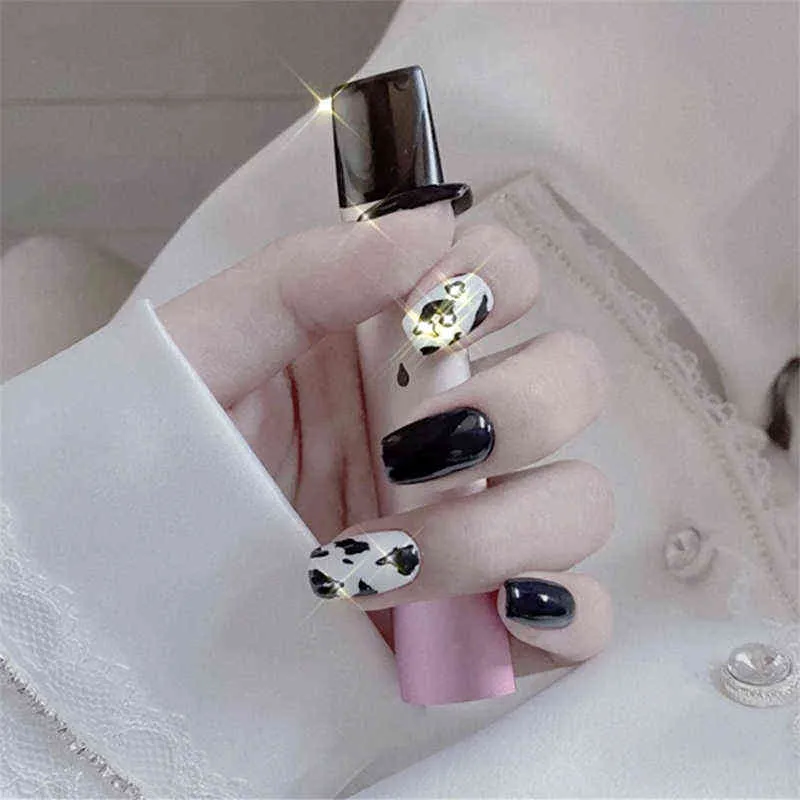 European Black And White Aesthetic Acrylic Nails Coffin Detachable Super  Long Coffin Wear For DIY Nail Art Decoration And Manicure 0616 From  Vibratingunderwear, $5.23 | DHgate.Com