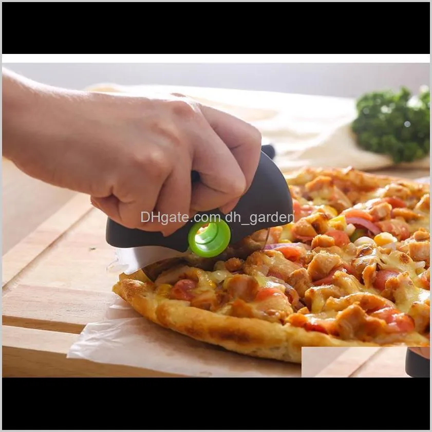 pizza cutter wheel super sharp and pretty easy to clean slicer kitchen gadget with protective blade guard sn2135