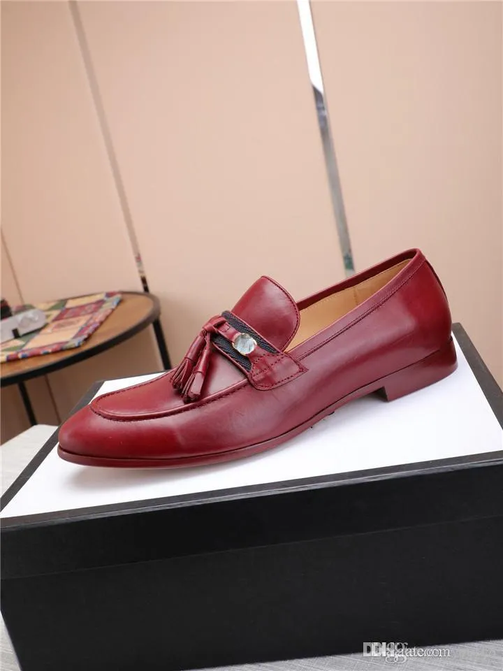 A1 homem negócio masculino sapatos moda homens vestido de desenhista de casamento sapatos formais couro luxo homens escritório sapato social masculino shoes 22