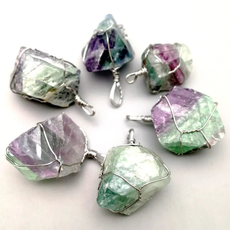 Нерегулярный натуральный красочный кристалл каменные посеребренные кулон ожерелье с цепочкой для женщин девушка партии клуба ювелирных изделий