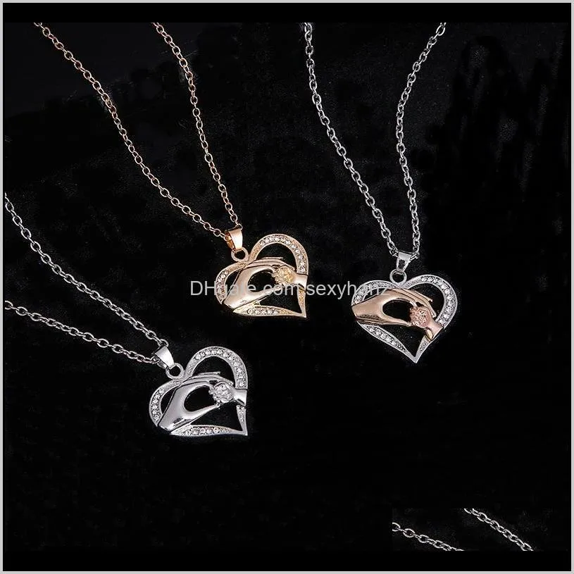 Mother And Child Necklace for Mom & Baby Hand in Hand Zircon Heart Pendant, Family Gift 3 Colors1