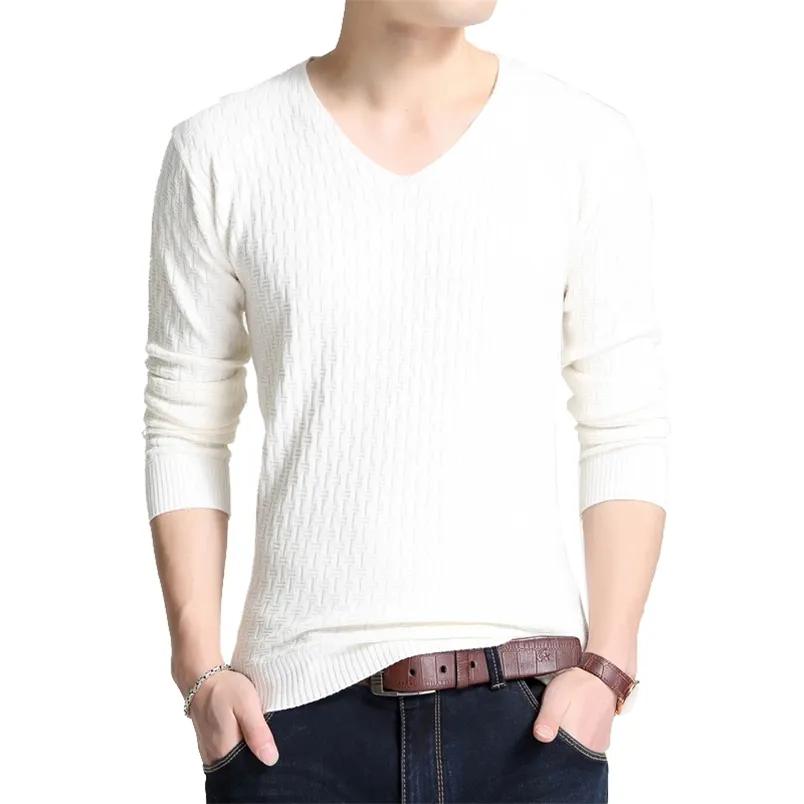 Browon Jesień Slim Swetry Mężczyźni Z Długim Rękawem dla Młodych V-Collar Czysty sweter z dzianiny Odzież 210812