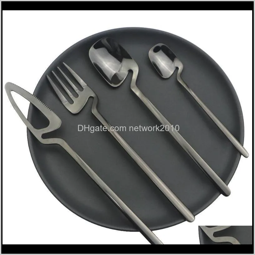 16pc/set Cutlery Set Stainless Steel Hanging Tableware Golden Forks Knifes Spoons Teaspoons Flatware Sets Kitchen Silverware Set1