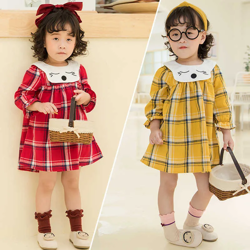 2021 Roupas Infantil Outono New Peter Pan Collar Crianças Vestido Grade Moda Menina Vestido Coreano Versão Princesa Dr19143 Q0716
