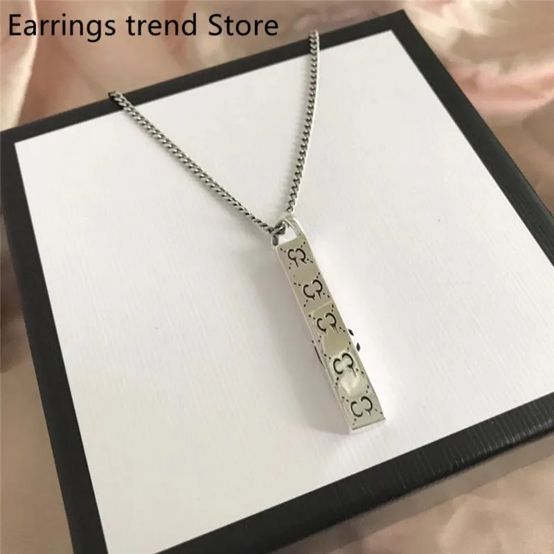 Łańcuchy S925 Sterling Silver Prostokątny G Naszyjnik czaszki Unisex Moda Osobowość Proste Elf Oryginalne Luksusowe wakacje Biżuteria