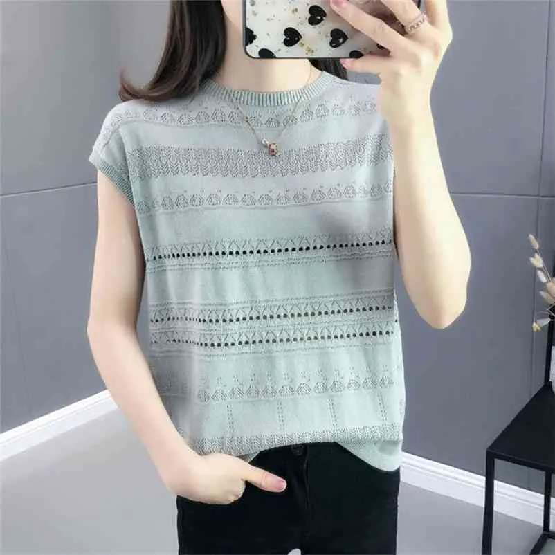 Plus Size Hollow Out Short Sleeve T-Shirt Women Korean Style Solid Mom's Knitted Tees Casual Summer O-Neck Knitwear tops Female 210522