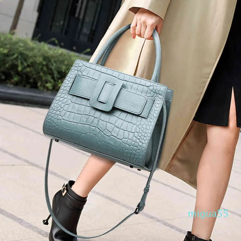 Axelväskor mode temperament handväska kvinnor stor kapacitet enkel atmosfär mönster messenger väskor