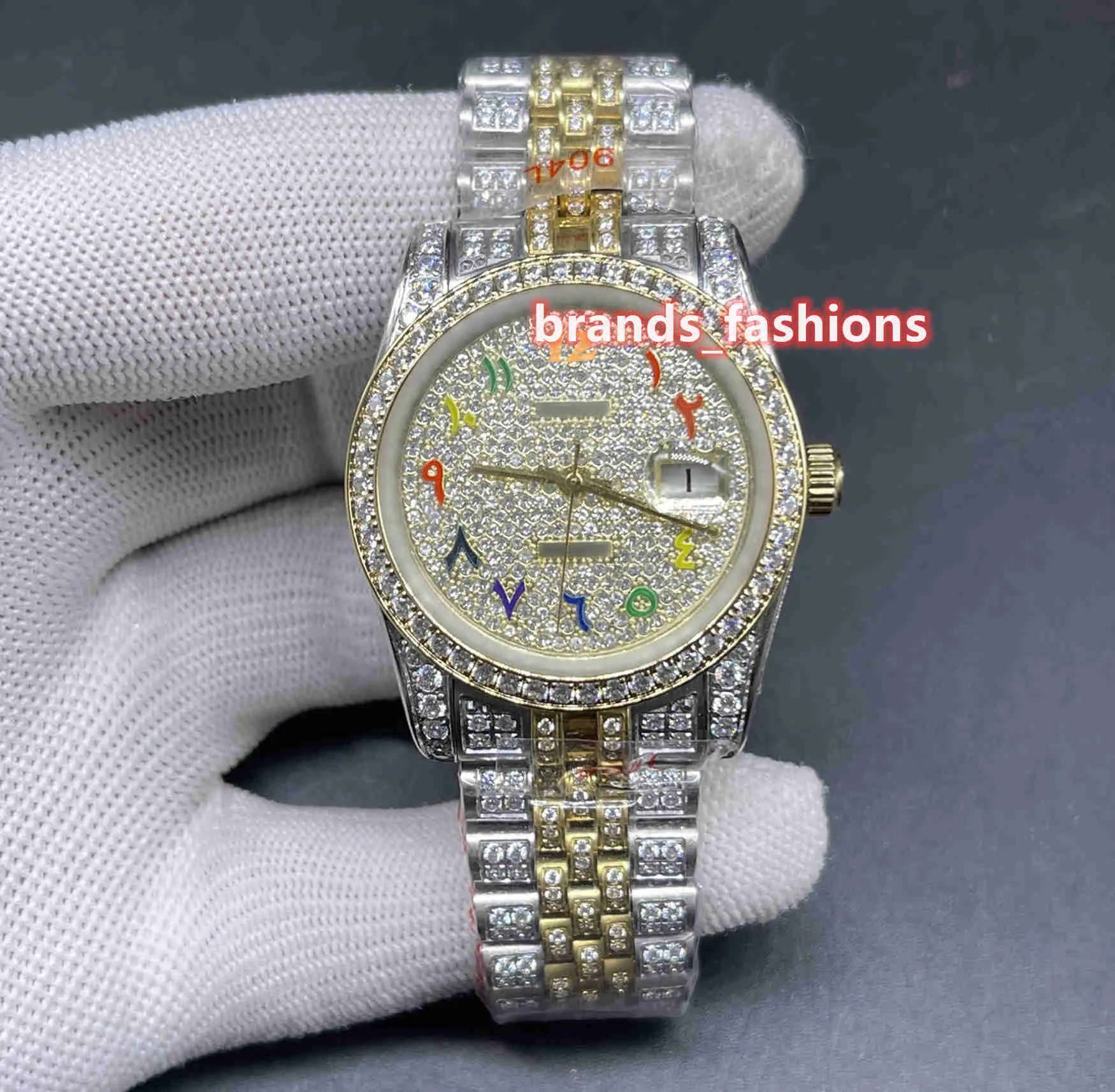 Nieuwste Iced Diamond-polshorloge voor heren, gouden gezichtskleur, Arabische schaal, bi-gouden diamanten bandhorloge, volautomatische mechanische horloges