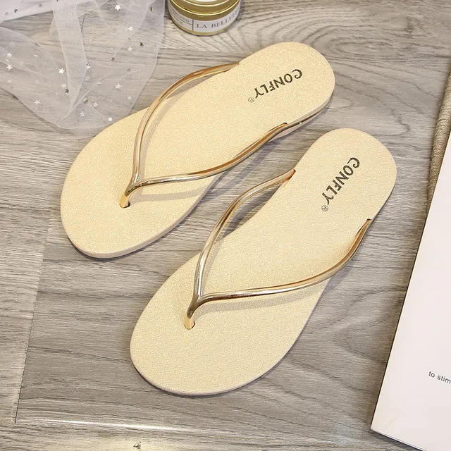 Fashion Designer Women Beach Sandals Flip Flops Black White Slipper Summer Jelly Flats Shoes Ladies Sandal Loafers Size 35-40 GR005