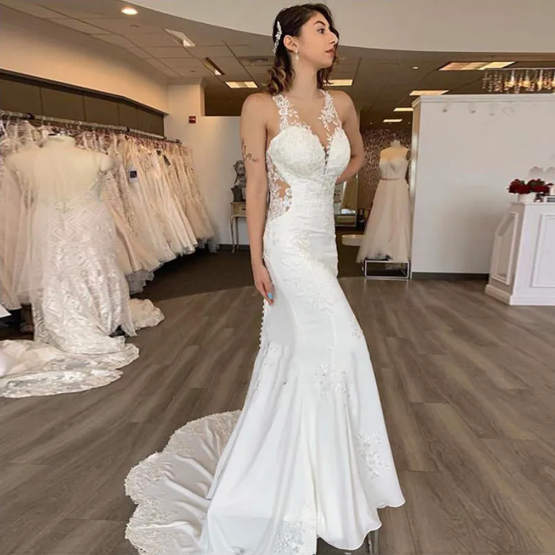 Halter Lace Applqiued Mermaid Wedding Dresses Bridal Gowns Court Train Backless Satin Plus Size Vestidos De Novia