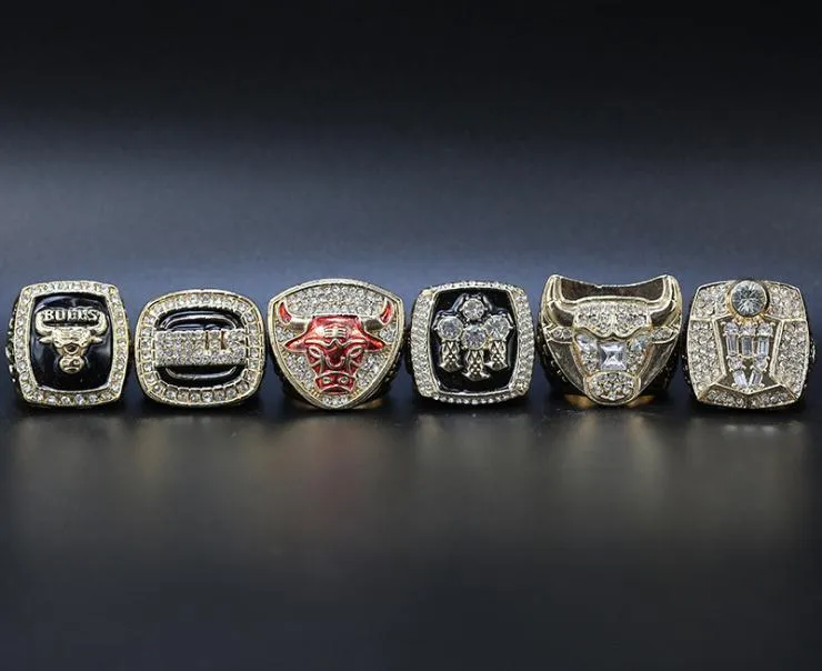 Les fans collectionnent Chicago 6 Basketball Champion Ring Set Boutique Replica