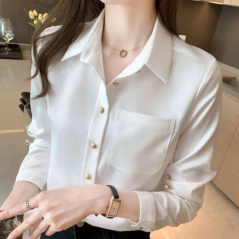 Coréen Satin Chemises Femmes Blanc Femme Soie Blouses Élégant Bureau Dame À Manches Longues Chemise Top Plus La Taille Blouse 210427