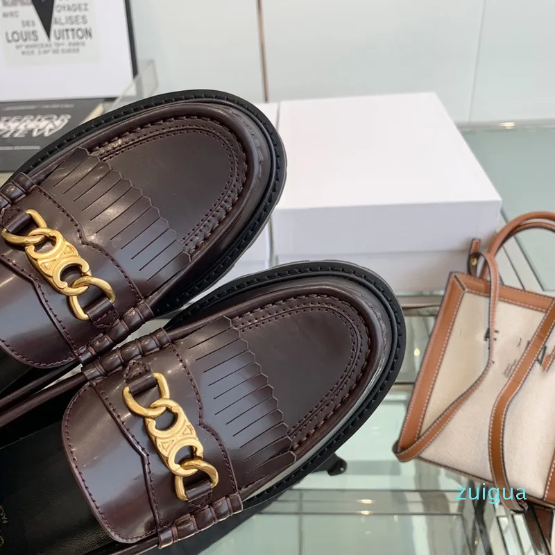 デザイナーシューズバックルレディースファッション高級靴厚いパテントレザー