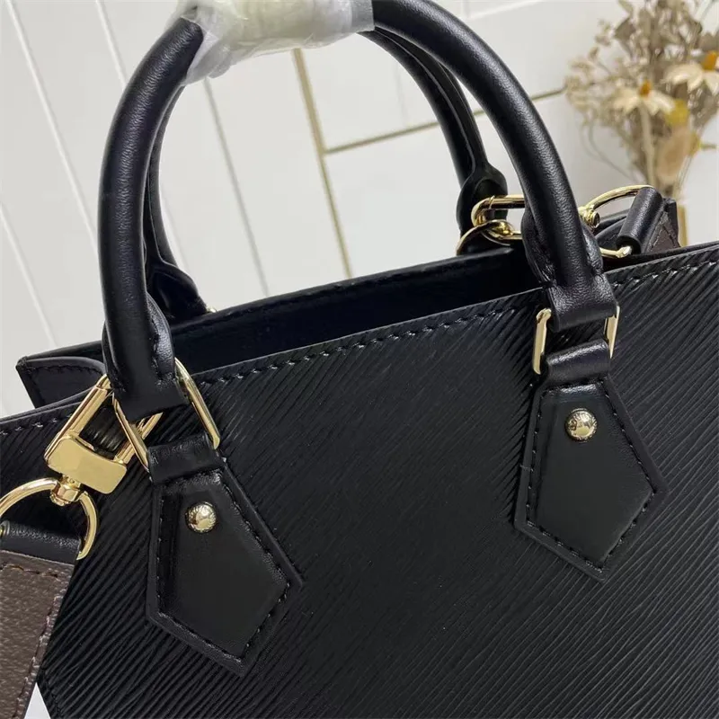 Classic Totes Designer Handbags Cross body Luxury bag Shoulder Bags Crossbody Wallet Genuine leather stripe High-end Handbag With original box size 22 24 9 cm 