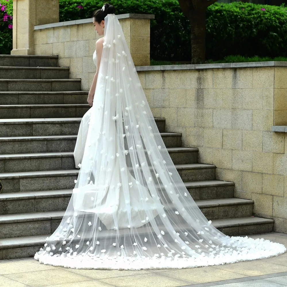 Veli da sposa nuovo arrivo Immagine reale Fiori 3D Uno strato Velo da sposa lungo di alta qualità di lusso 3M