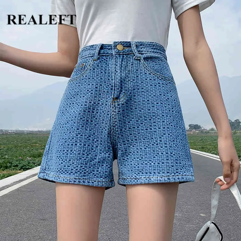 Sommar vintage blå kvinnors denim shorts mitten midja jeans chic beach kvinnliga bredben byxor fickor 210428