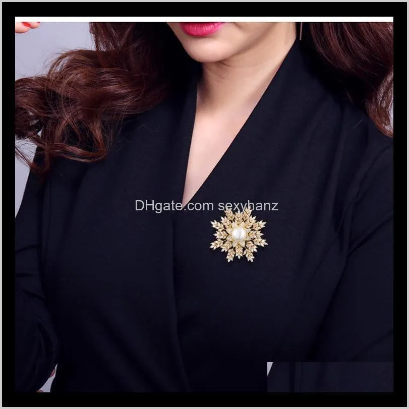 fashion women big pearl brooches flower crystal rhinestone snowflake brooch pins gold silver corsage for lady gift designer jewelry