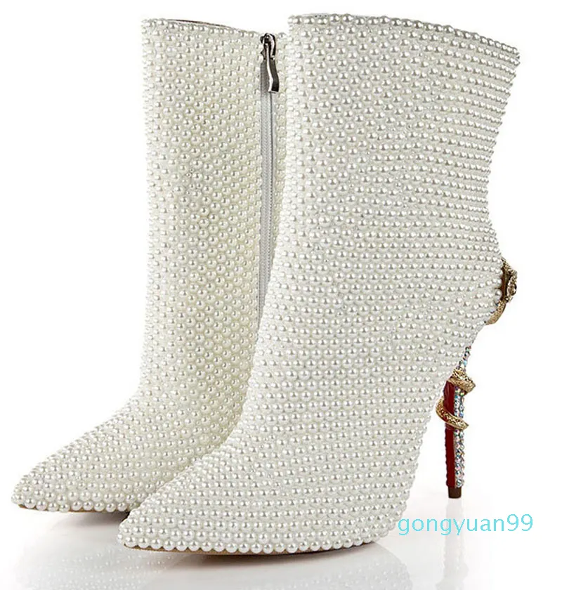 Botas de cano alto branco brilhante pérola cristal ouro cobra salto alto trançado bico fino mulher inverno plush curto botas de casamento