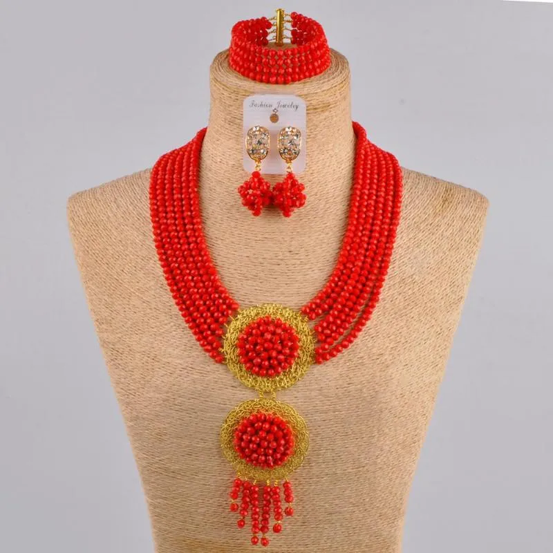 Brincos de colar Conjunto de moda Majalia Casamento nigeriano Africano Jóias de miçangas opacas Bracelete de plástico vermelho Conjuntos de noivas LS-19earrings