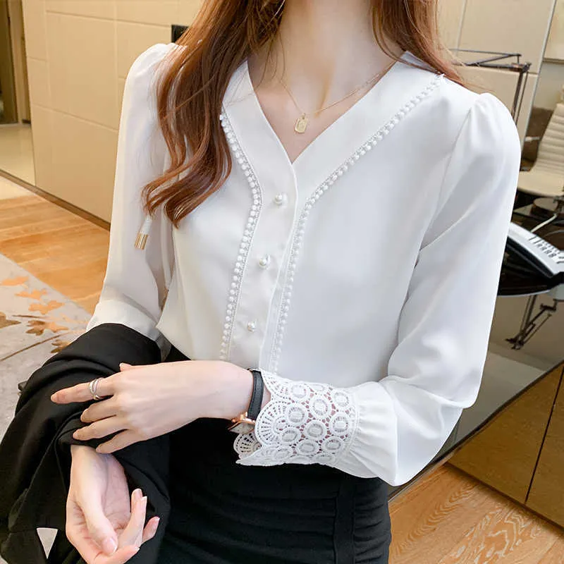 Кореи женщины шифон блузка белые рубашки с длинным рукавом v шея s для женщины кружева лоскутные дамские вершины плюс размер 210531