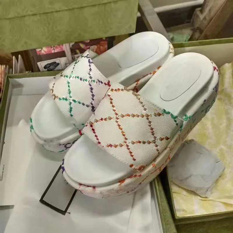 Infradito Scarpe da donna Sandali con zeppa ricamati Scarpe con rialzo Scarpe da donna Scivoli Alta qualità TAGLIA 34-43