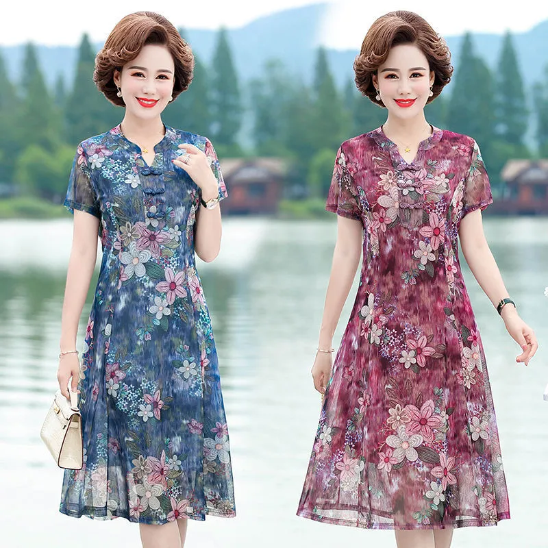 Cheongsam الفاخرة نمط العرقية تحسين شيونغسام طباعة م الدكتورات كبيرة الحجم تظهر مزاجه رقيقة زوجة واسعة متوسط ​​طول تنورة