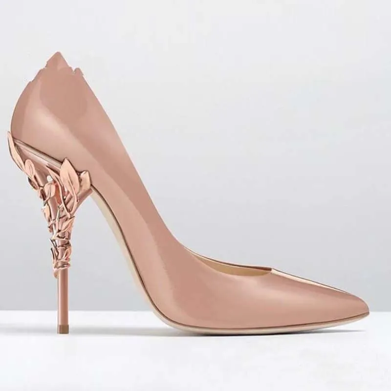 Vrouwen Solid Eden Hak Pump Super Sexy Meisje Trouwschoenen Ornate Filigraan Bladpunt Gepuntigde Toe Haute Couture Schoenen