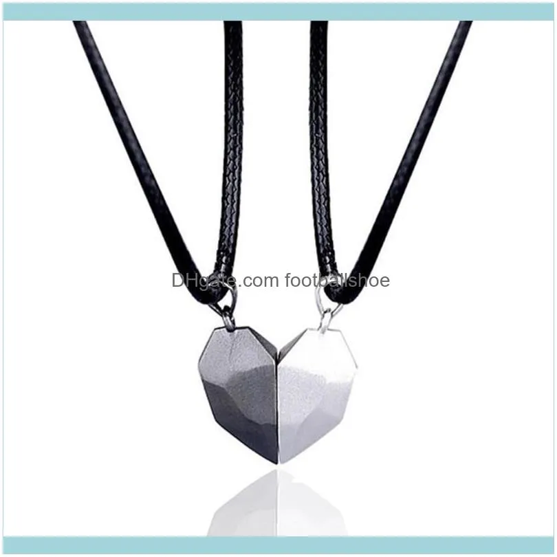 2Pcs Minimalist Lovers Matching Friendship Heart Pendant Couple Magnetic Distance Faceted Necklace Jewelry 875B Chains