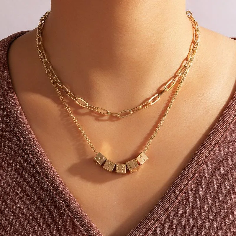 Collares colgantes Collar dados creativos para mujeres geometría de moda aleación de oro cadena de suéter múltiples regalos de joyería de boda femenina