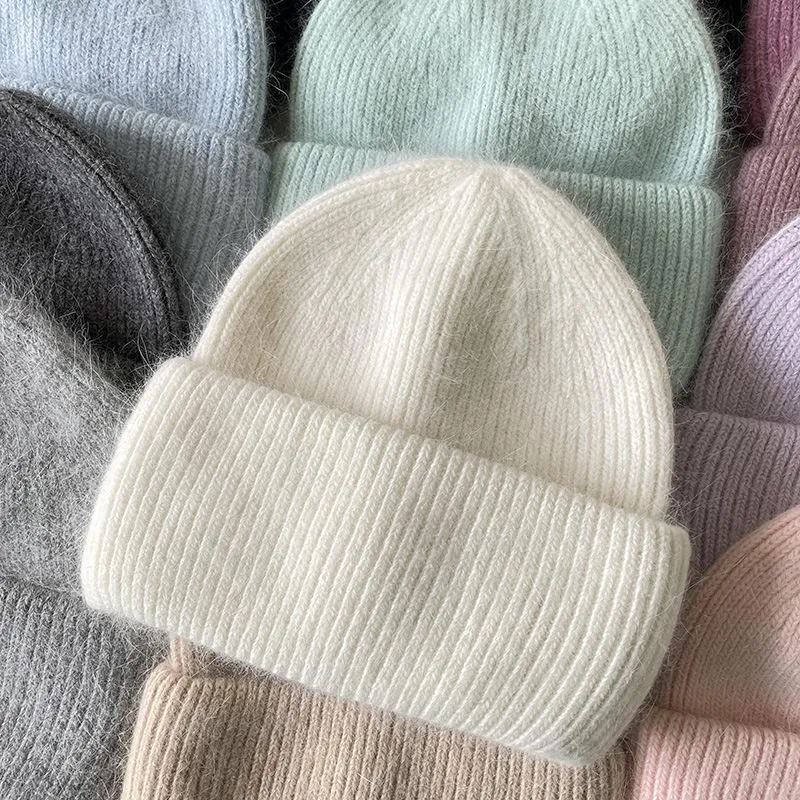 Berets angora haar gebreide hoed dames warme en modieuze herfst winter pure kleur Koreaanse wollen pullover voor mannen