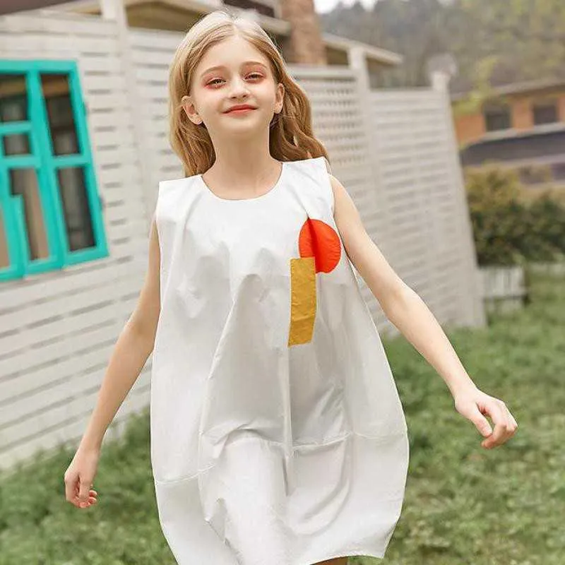 2021 Sommar Casual Light Dress for Girls Fashion Ärmlös Knälängd Klänningar Barn Holiday Beach Vacation Clothes 3-14Y Q0716