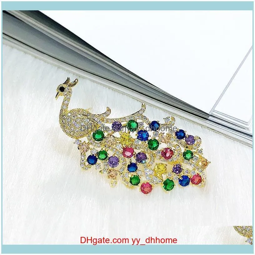 European new luxury retro large peacock animal brooch color zircon retro court national wind crystal brooch delicate ladies pin