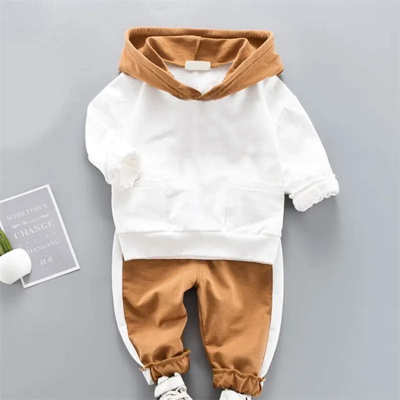 Ropa infantil para bebés Ropa Conjunto Otoño Invierno Nacido Niños Camiseta Pantalones Traje Traje 210429