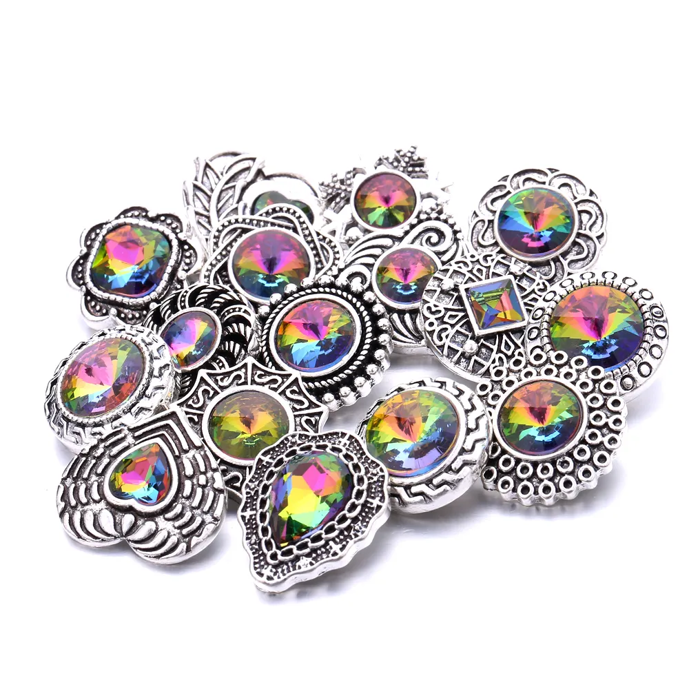 Kolorowe Rainbow Crystal Vintage Silver Color Snap Guzik Charms Kobiety Biżuteria Ustalenia Jasny Rhinestone 18mm Metalowe Przyciski DIY Bransoletka Biżuteria