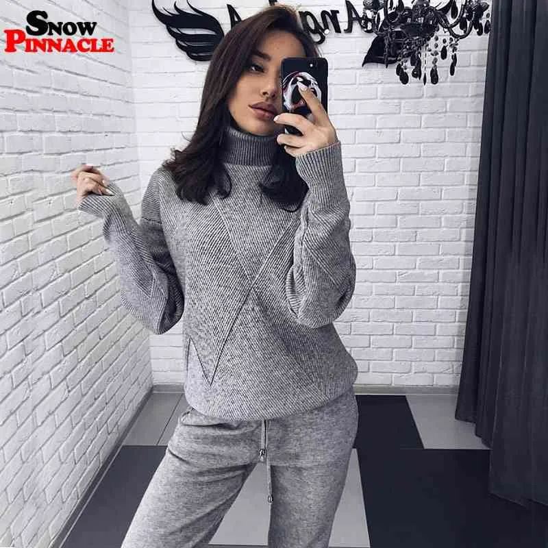 Moda Kobiety Dzianiny Zestawy Celne Jesień Winter Turtleneck Swetry i długie spodnie Garnitury 2 Sztuka Zestaw Dzianiny Pant Sporting Suit 210524