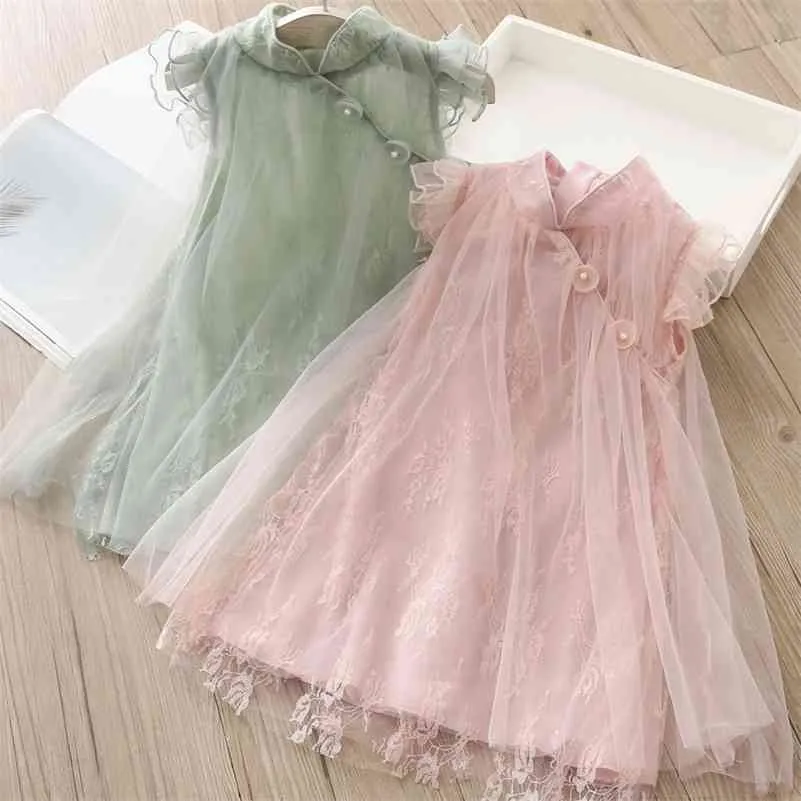 Summer 2 3 4 6 8 10 ans Style chinois Belle col montant Fly Sleeve Party pour enfants Baby Girls Dentelle Cheongsam Robes 210701