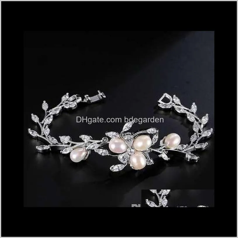 uilz trendy rose gold color wedding bracelets with cz zirconia cluster flower imitation pearl women bracelets jewelry ub020