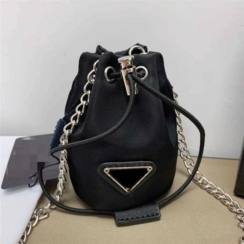 Women Keychains Small Bag Long Chain Shoulder Messenger Bags Drawstring Classic Hand Bag Bucket Waist Keychain