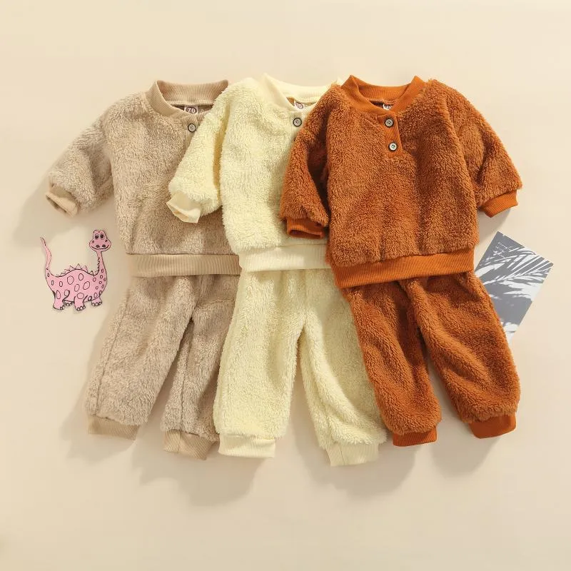 Conjuntos de ropa 2pcs Little Girls Boys Outfit, niños pequeños Otoño Invierno Color Sólido Fluffy Manga Larga Cuello redondo Tops + Set de pantalones