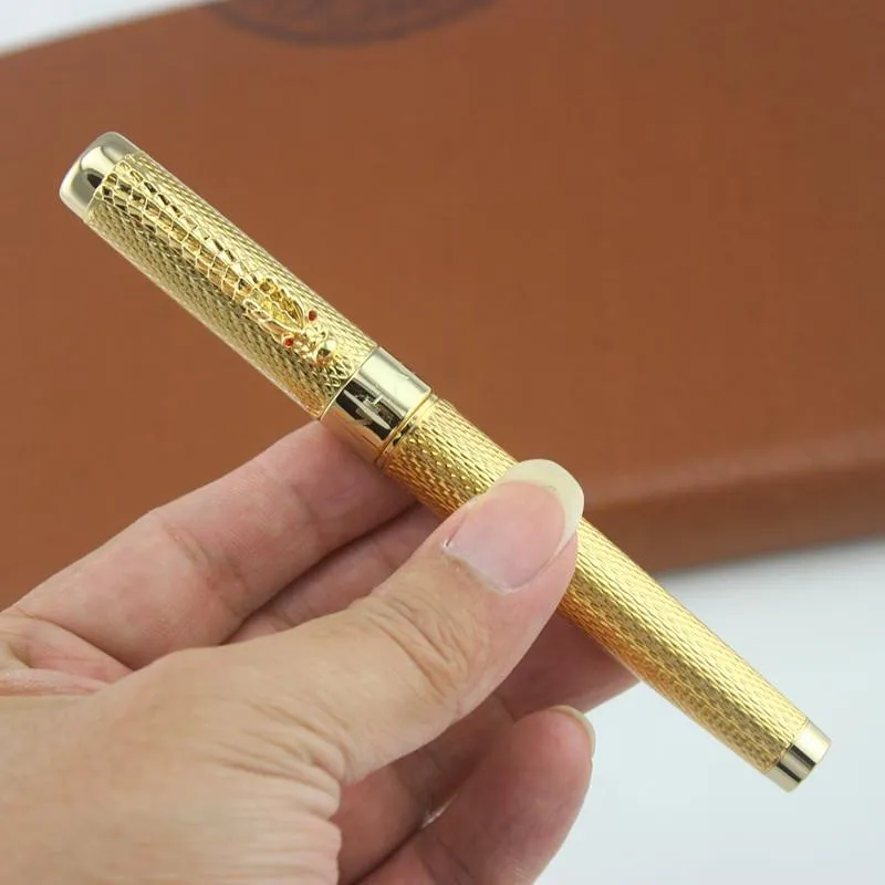 Penne a sfera Jinhao 1200 Golden Dragon Red Crystal Eyes Roller penna a sfera cancelleria ufficio regalo di scrittura aziendale