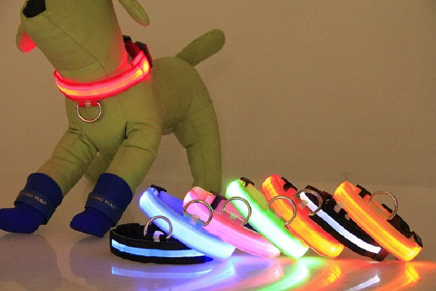 led pet luminous collars traction rope night flashing nylon webbing lead used in dark environment or walking the dog at nights