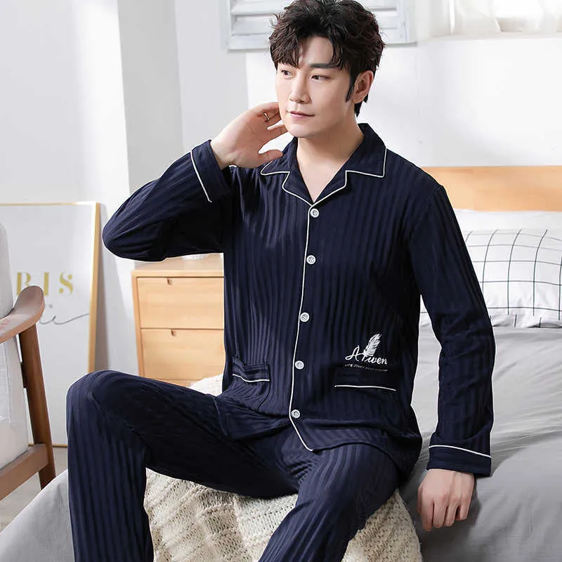 Hommes 100% Coton Pyjamas Ensemble Hiver À Manches Longues Pyjama Col Rabattu Cardigan Lâche Doux Plus La Taille L-5XL Homme Vêtements De Nuit Costume 211019