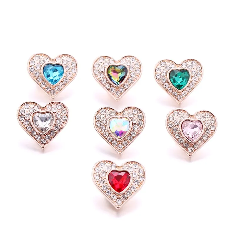 Partihandel Gold Heart Snap Button Charms Smycken Resultat Crystal Rhinestone 18mm Metal Snaps Knappar DIY Bracelet Smycken
